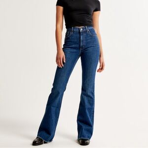 Abercrombie & Fitch The Vintage Flare High Rise Jean
